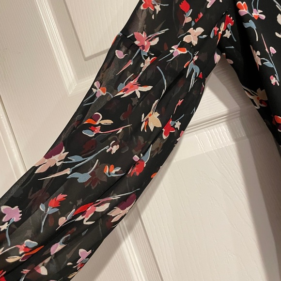 *NWOT* MADEWELL Shirred-Sleeve V- Neck Blouse - Picture 4 of 6